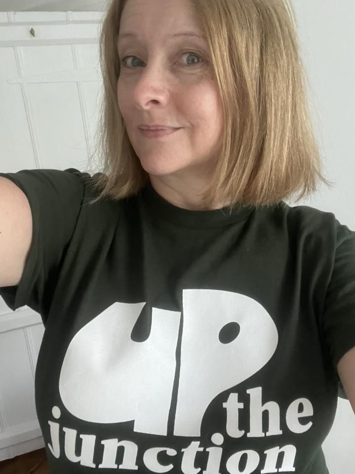 UP THE JUNCTION T-SHIRT - Image 8