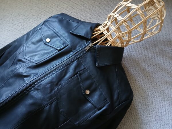 LEATHER TRUCKER JACKET - Image 4