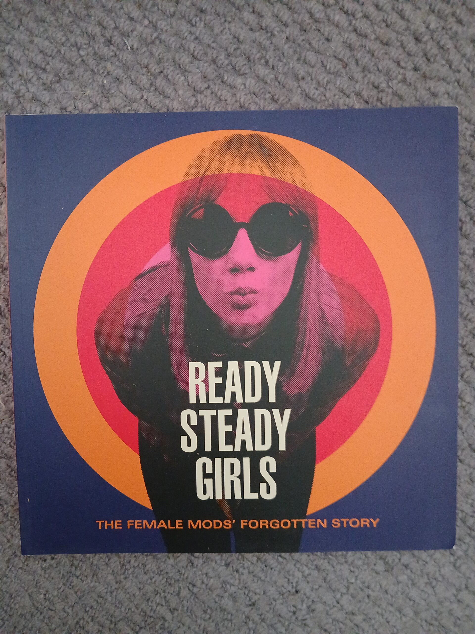 READY STEADY GIRLS BOOK
