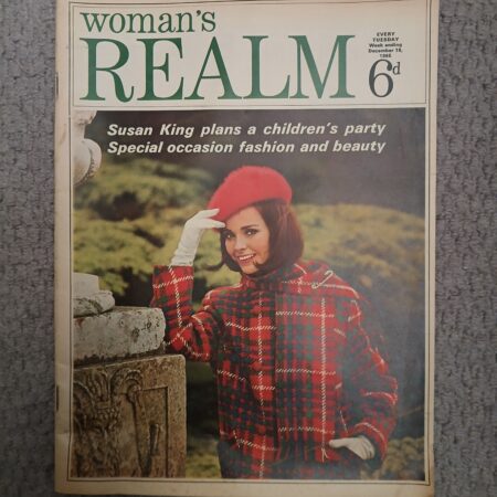 WOMANS REALM  MAGAZINE NOVEMBER 1965